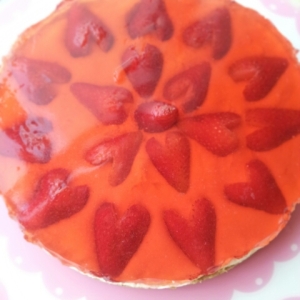 Strawberry jellyhearts cheesecake.a